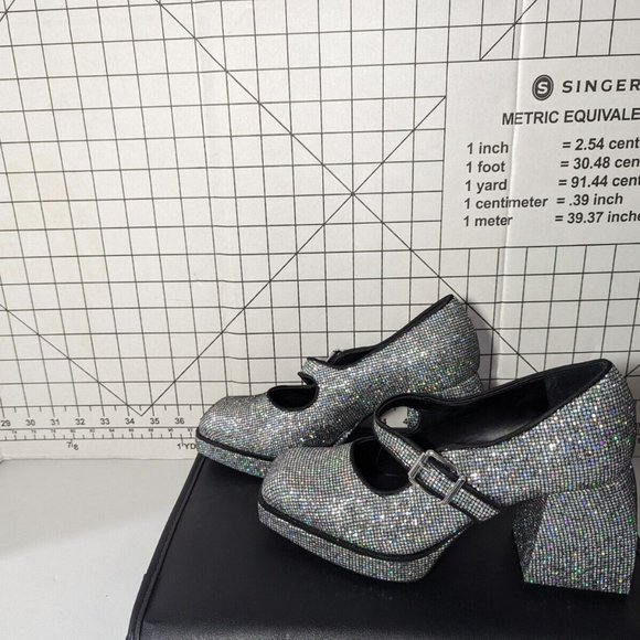 Gianni Bini Shoes New Gianni Bini Metallic Platform Heel Mary Jane